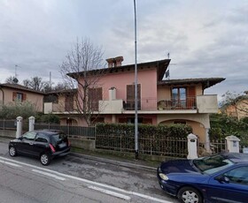 Villetta bifamiliare in Via M. Cerutti, Lonato del Garda, 7 locali