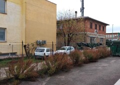 Stabile/Palazzo con giardino a Grosseto