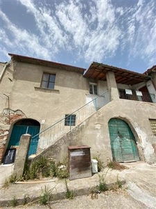 Casa semindipendente in buono stato di 200 mq. a San Giovanni Alla Vena