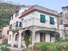 villa indipendente in vendita a Caminata