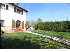 Villa trifamiliare in , Collesalvetti (LI)