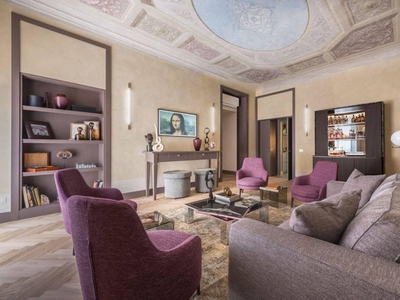 Appartamento di prestigio di 279 m² in affitto Firenze, Italia