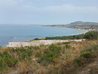 Bilocale a Sciacca, 1 bagno, posto auto, 65 m², terrazzo in vendita