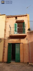 Casa indipendente in Via San Nicolò, Sciacca, 6 locali, 2 bagni, 80 m²