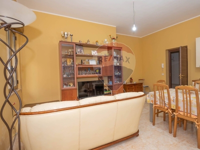 Casa semindipendente in Via Alfieri, Priolo Gargallo, 4 locali, 130 m²