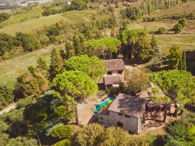 Casale di 450 mq in vendita Vocabolo Fornace, Todi, Perugia, Umbria
