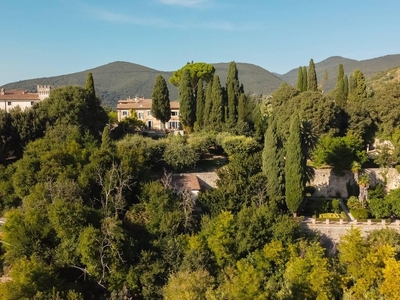 Prestigiosa villa di 400 mq in vendita, Castel San Pietro, Lazio