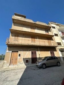 Monolocale in Via Bellavia 54, Ribera, 172 m², classe energetica G