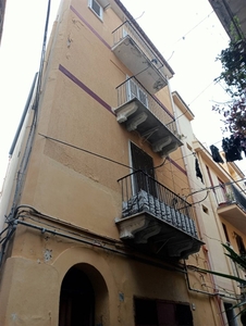 Palazzo a Licata, 4 locali, 2 bagni, 120 m², classe energetica G