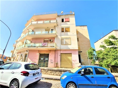 Quadrilocale in Via Acrone 39, Agrigento, 2 bagni, 134 m², 1° piano