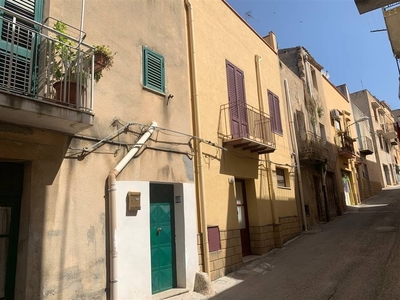 Quadrilocale in Via Triolo 3, Sciacca, 3 bagni, 70 m² in vendita