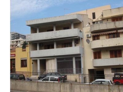 Quadrilocale in vendita a Messina, Frazione Centro città