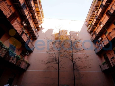 Appartamento in ottime condizioni, in vendita in Via Pontida, Milano