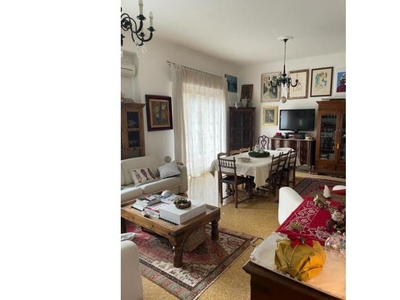 Appartamento in vendita a Palermo, Zona Libertà, Via Saverio Scrofani 27