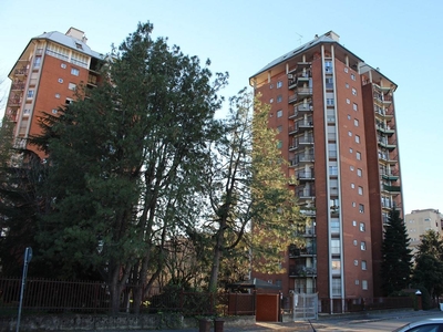 Appartamento in vendita a Milano Uruguay