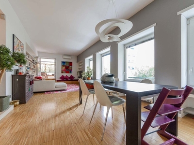 Appartamento in Vendita a Siena, 900'000€, 275 m²