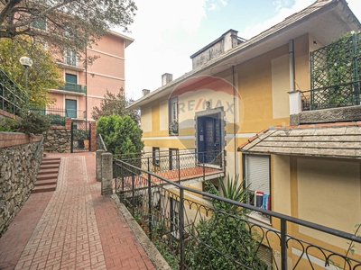 Vendita Appartamento Via Giulio Tanini, 31
Borgoratti, Genova