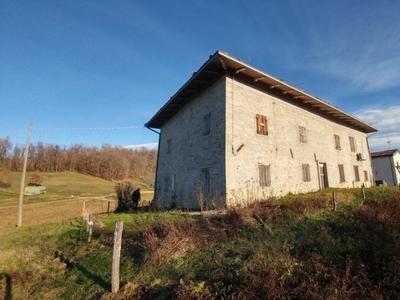 porzione di bifamiliare in vendita a Guiglia