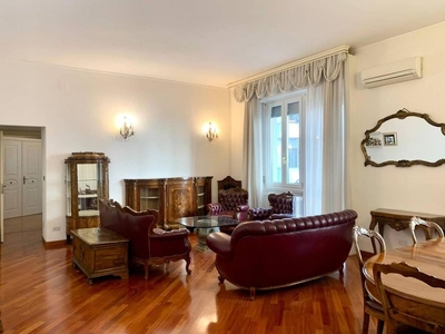 Appartamento di prestigio di 103 m² in vendita Corso di Porta Vittoria, 46, Milano, Lombardia