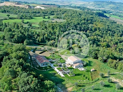 Appartamento di prestigio di 416 m² in vendita Manciano, Toscana