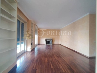 Appartamento di prestigio in vendita Via Correggio, Milano, Lombardia