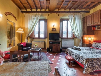 Appartamento in affitto a Firenze Santa Maria Novella