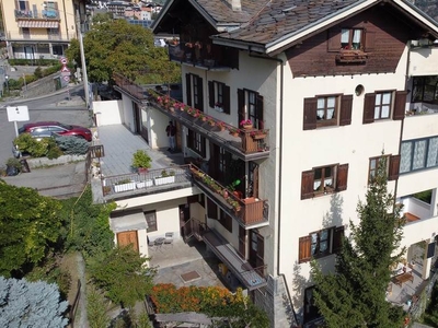 Appartamento in vendita a Aosta Signayes