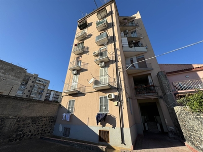 Appartamento in vendita a Catania Rapisardi / Menza