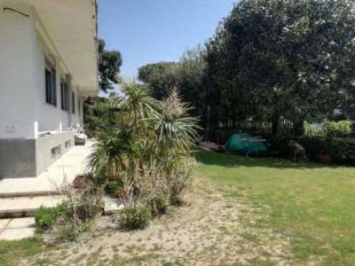 Appartamento in Vendita a Napoli, 761'340€, 129 m²