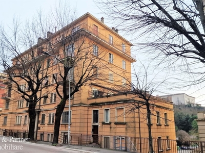 Appartamento in Vendita a Perugia, zona Semicentro, 173'000€, 140 m²