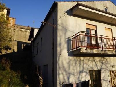 Appartamento in vendita a Spezzano Della Sila Cosenza