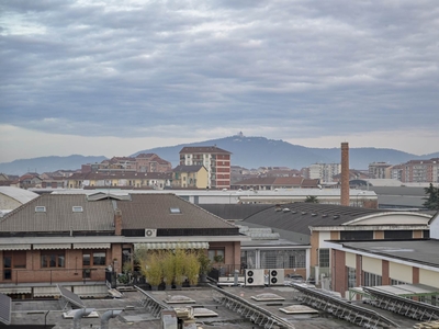 Appartamento in vendita a Torino Le Vallette