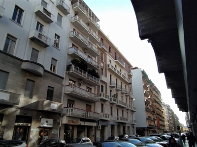 Bilocale in Affitto a Bari, zona Murat, 800€, 45 m², arredato