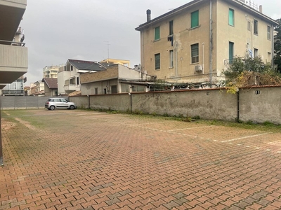 Box in Affitto a Pescara, zona Porta Nuova, 17 m²