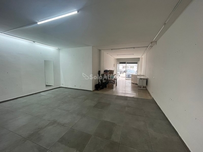 Capannone in Affitto a Reggio Calabria, zona Viale Calabria, 500€, 80 m²