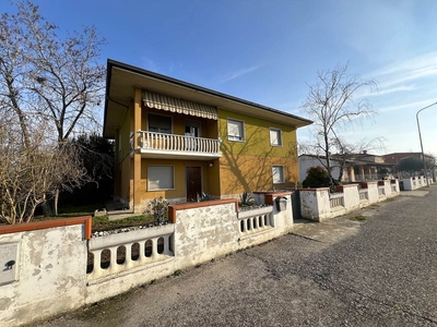 Casa singola in vendita a Roncoferraro Mantova Barbassolo