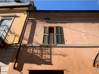 Casa singola in zona Centro Storico a Mantova