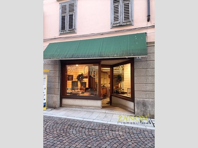 Immobile commerciale in Vendita a Gorizia, zona Centro storico, 85'000€, 90 m²