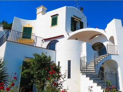 Prestigiosa villa in vendita Ischia, Campania