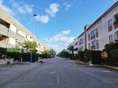 Quadrilocale in Vendita a Bari, 175'000€, 115 m²