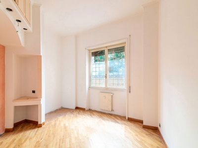 Quadrilocale in Vendita a Roma, 705'000€, 141 m²