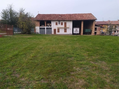 Rustico/Casale/Castello in vendita in Strada Tetti Chiaffredo , Arignano