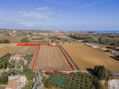 Terreno di 17.401 m² in Porto Sant'Elpidio