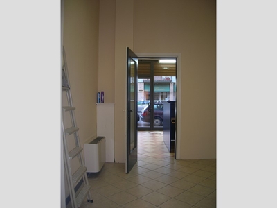 Ufficio in Affitto a Brescia, zona CITTA' - Zona Est, 530€, 50 m², con Box