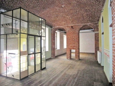 Ufficio in Affitto a Torino, zona Centro, 4'800€, 390 m²