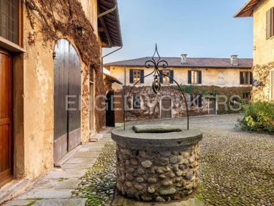 Prestigiosa villa di 1700 mq in vendita Via Fratelli Cervi, Casale Litta, Varese, Lombardia