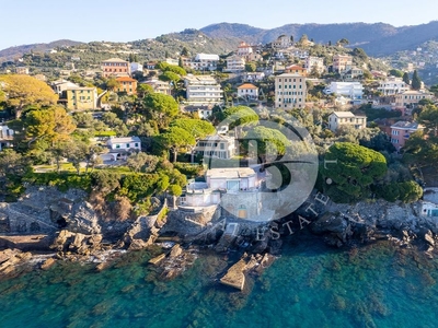 Villa di 460 mq in vendita Recco, Liguria