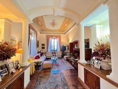 Esclusiva villa di 550 mq in affitto Via di Tizzano, Bagno a Ripoli, Firenze, Toscana