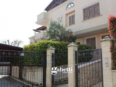 villa in vendita a Canosa di Puglia