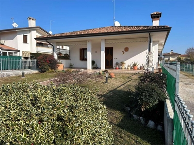 villa in vendita a Cordenons